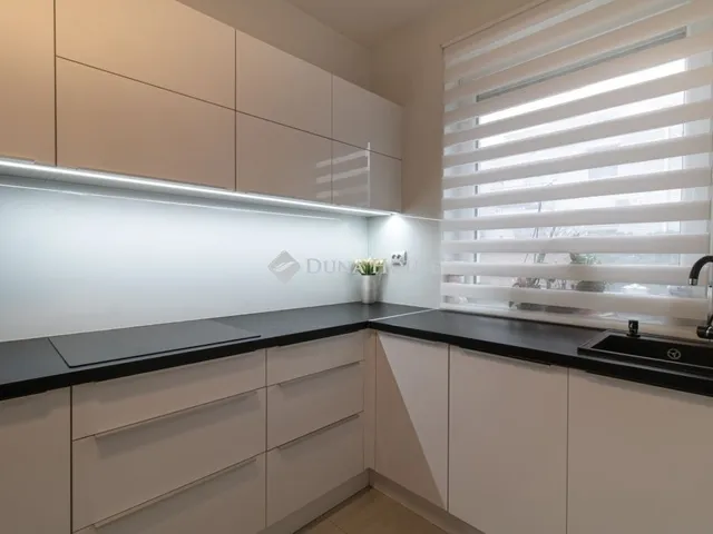 Eladó lakás Vecsés 120 nm