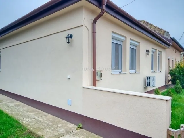 Eladó ház Vecsés 75 nm