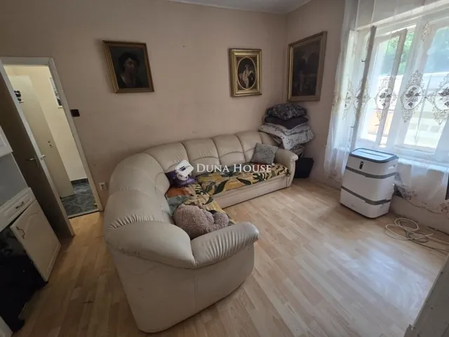 Eladó ház Pécel 63 nm