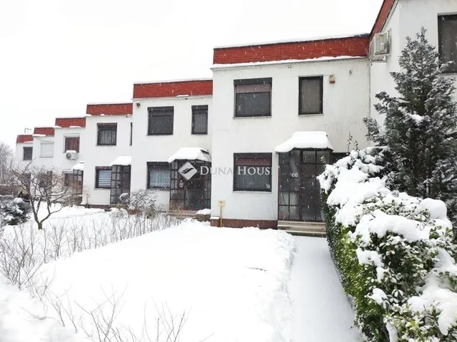 Eladó lakás Budapest XVIII. kerület, Havanna lakótelep 89 nm