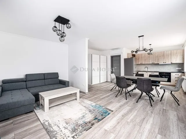 Eladó ház Budapest XVIII. kerület 274 nm