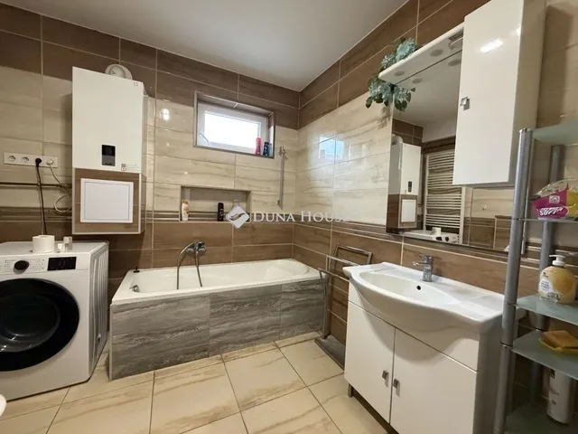 Eladó ház Budapest XX. kerület 345 nm