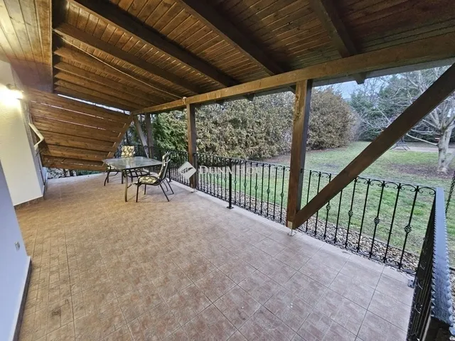 Eladó ház Üllő 110 nm