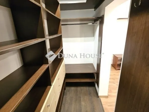 Eladó ház Üllő 110 nm