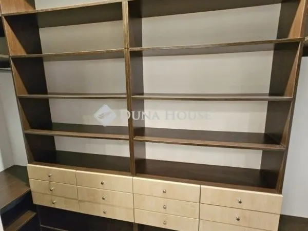 Eladó ház Üllő 110 nm