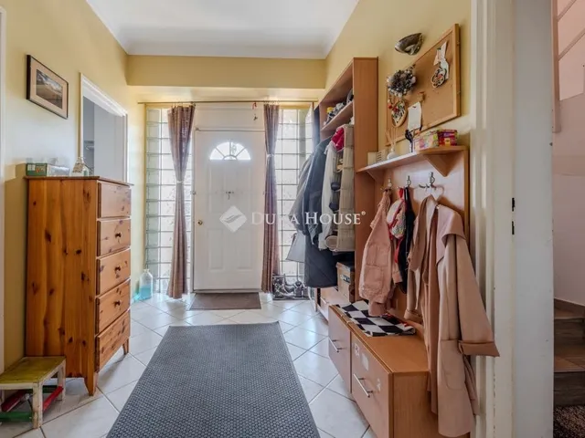 Eladó ház Budapest XVII. kerület 240 nm