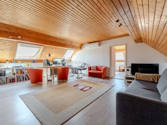 Eladó ház Budapest XVII. kerület 240 nm