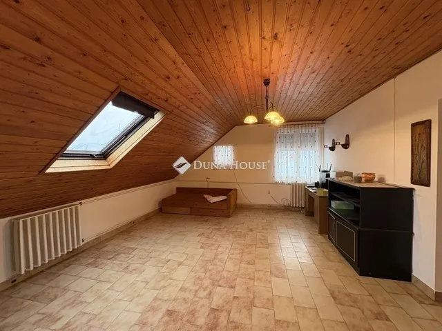 Eladó ház Gyál 220 nm