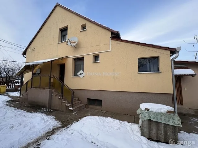 Eladó ház Gyál 220 nm