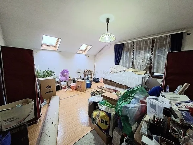 Eladó ház Budapest XVII. kerület 204 nm