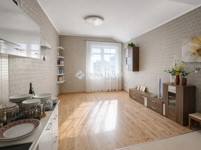 Eladó lakás Veresegyház 60 nm