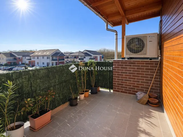 Eladó lakás Veresegyház 60 nm