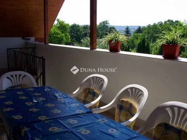 Eladó ház Balatonföldvár 270 nm