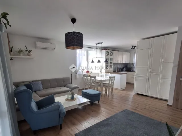 Eladó ház Vecsés 141 nm