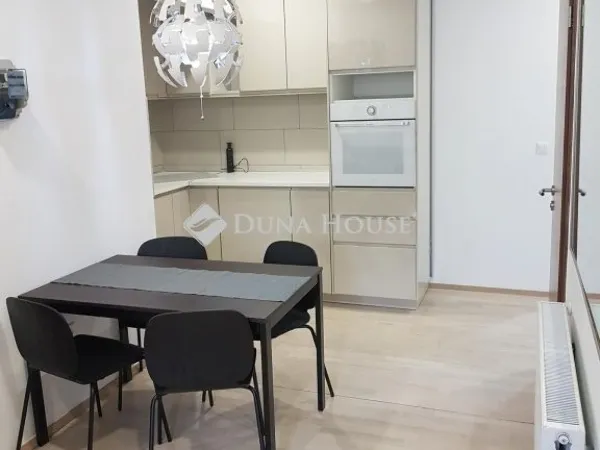 Eladó lakás Budapest VIII. kerület, Corvin negyed 61 nm