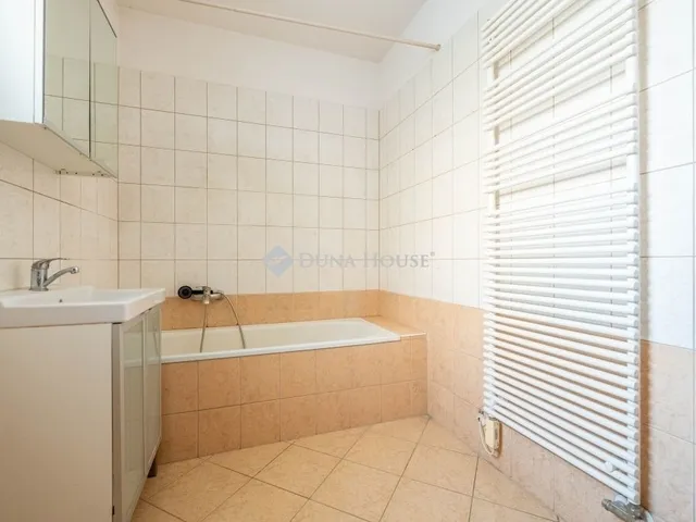 Eladó lakás Budapest XVI. kerület, Árpádföld 69 nm