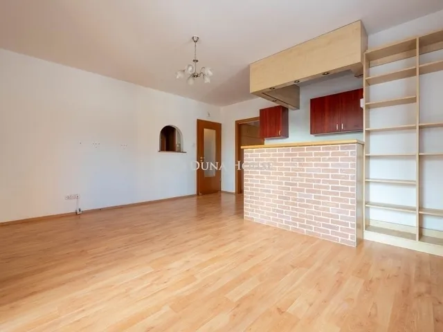 Eladó lakás Budapest XVI. kerület, Árpádföld 69 nm