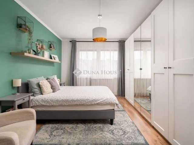 Eladó lakás Budapest XV. kerület 78 nm