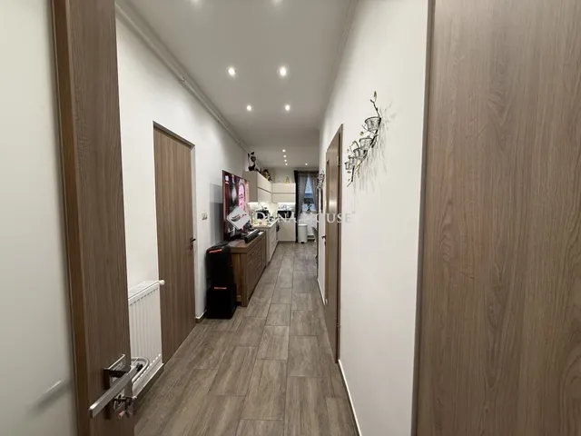 Eladó lakás Budapest XX. kerület, Kossuthfalva 112 nm