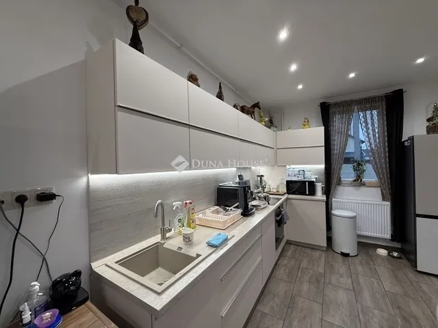 Eladó lakás Budapest XX. kerület, Kossuthfalva 112 nm