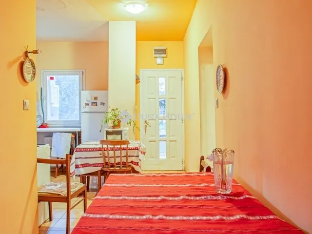 Eladó ház Budapest XVI. kerület, Rákosszentmihály 150 nm