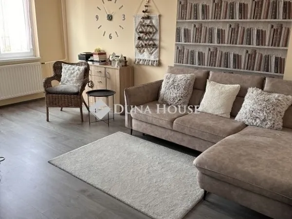 Eladó lakás Budapest XVII. kerület, Rákoskeresztúr 53 nm