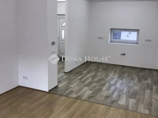 Eladó ház Budapest XVIII. kerület, Liptáktelep 100 nm