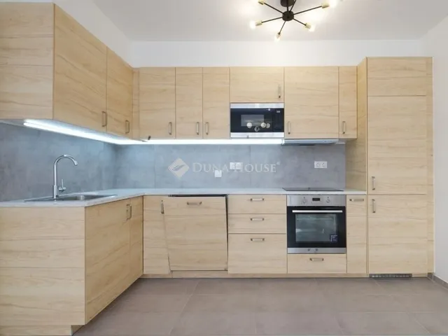 Eladó lakás Budapest XIII. kerület, Lőportárdűlő 66 nm