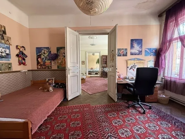 Eladó lakás Budapest VI. kerület 117 nm