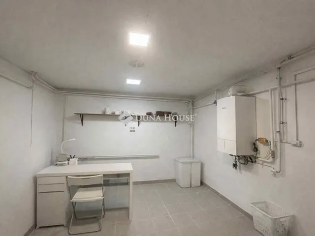 Eladó ház Vecsés 143 nm