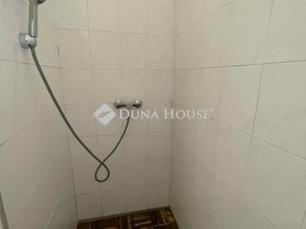 Eladó ház Vecsés 168 nm