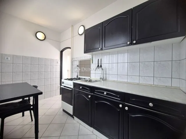 Eladó lakás Budapest III. kerület 50 nm