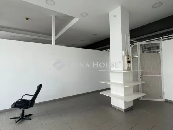 Kiadó kereskedelmi és ipari ingatlan Budapest III. kerület, Törökkő 47 nm