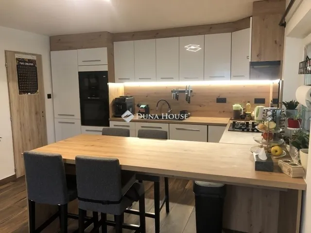 Eladó ház Mogyoród 140 nm