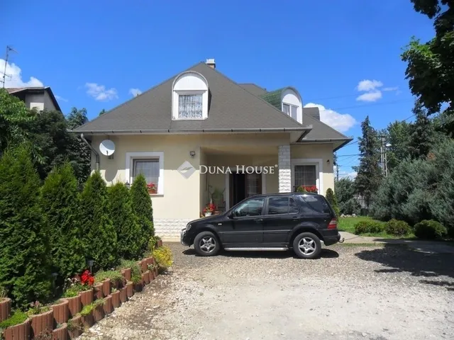 Eladó ház Göd, Felsőgöd 220 nm