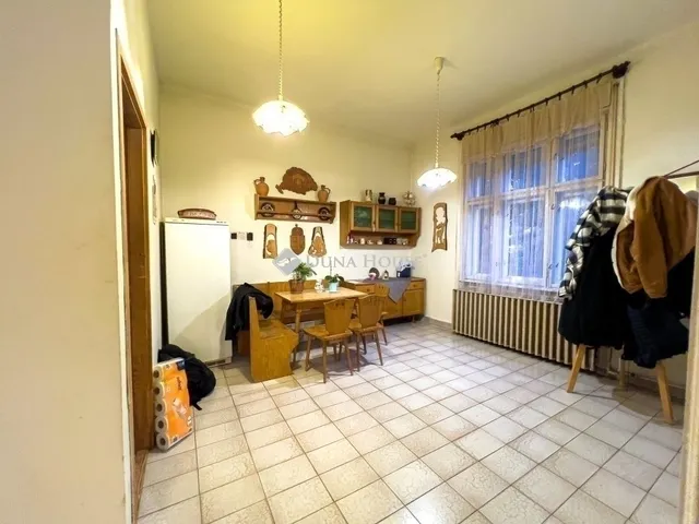 Eladó ház Budapest XVII. kerület, Rákosliget 240 nm