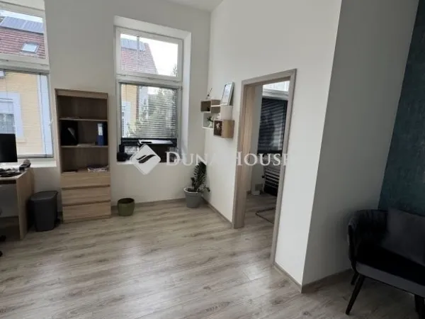 Eladó lakás Budapest XV. kerület, Rákospalota 41 nm