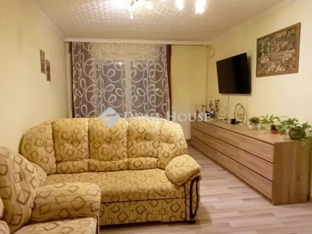 Eladó lakás Budapest III. kerület, Békásmegyer 74 nm