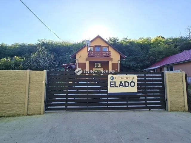 Eladó ház Pécel 101 nm