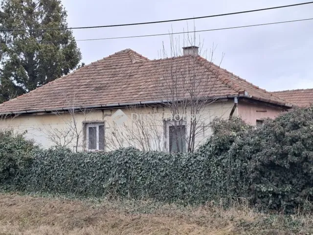 Eladó ház Kerepes 70 nm