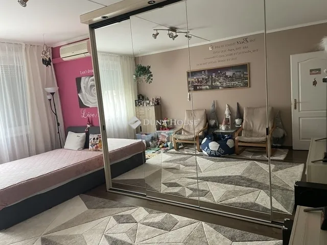 Eladó lakás Budapest X. kerület, Újhegy 50 nm