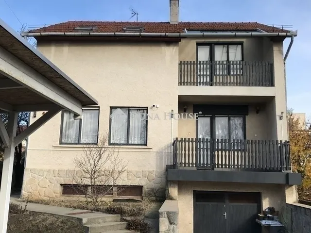 Eladó ház Budapest XVII. kerület, Rákoskert 204 nm