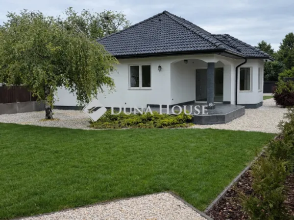 Eladó ház Veresegyház 165 nm