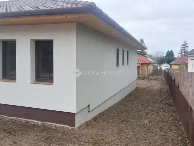 Eladó ház Budapest XVII. kerület, Rákoscsaba-Újtelep 113 nm