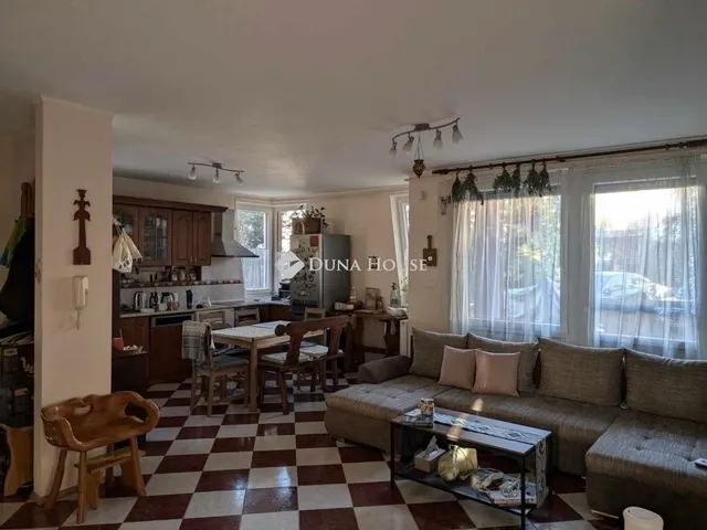 Eladó lakás Budapest XVIII. kerület, Szent Imre kertváros 78 nm