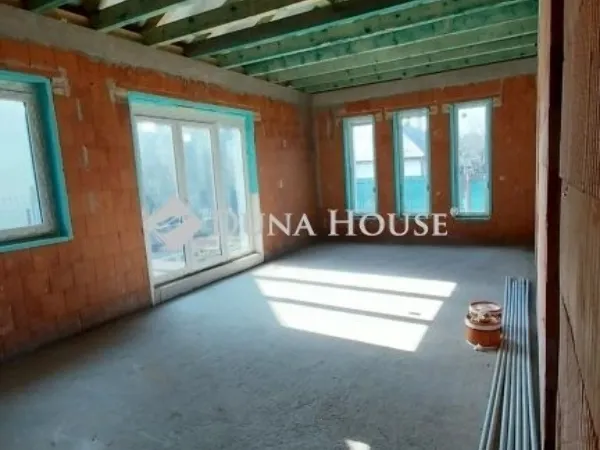 Eladó ház Nagytarcsa 106 nm