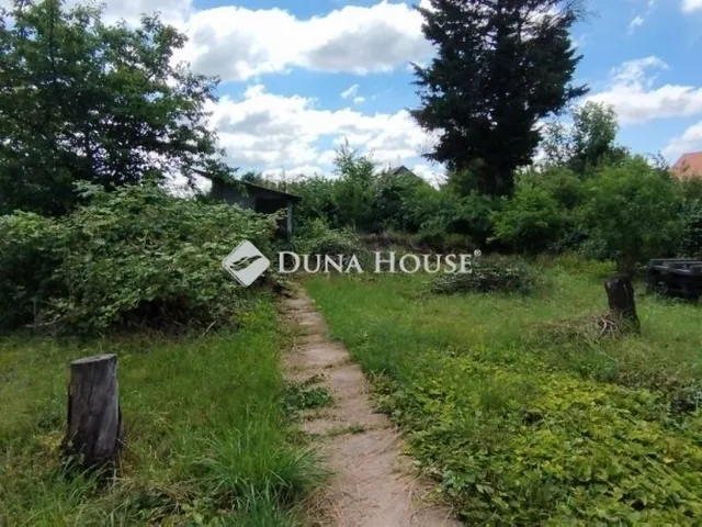 Eladó telek Gyömrő 1325 nm