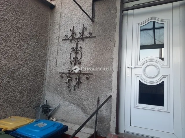 Eladó ház Budapest XVIII. kerület, Havanna lakótelep 65 nm