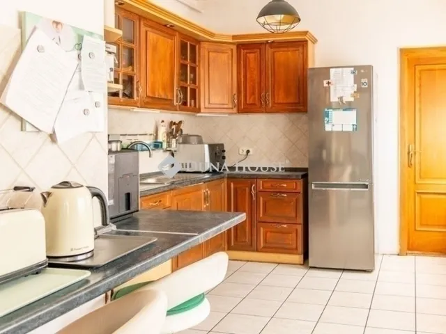 Eladó ház Budapest XVIII. kerület, Szemeretelep 196 nm