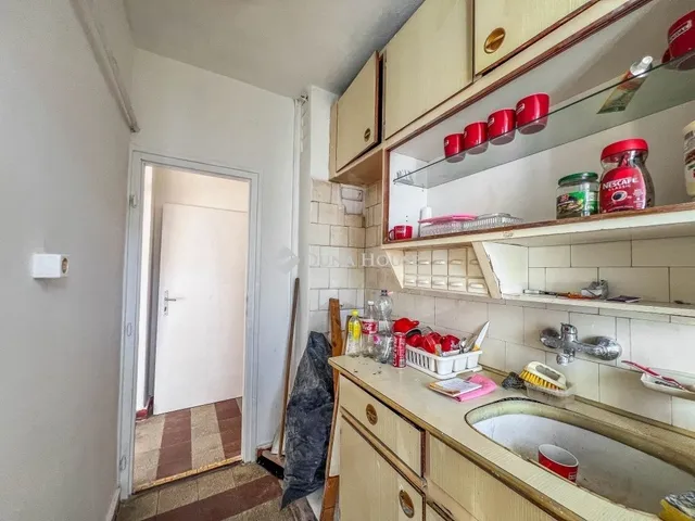 Eladó lakás Budapest IX. kerület, József Attila lakótelep 35 nm